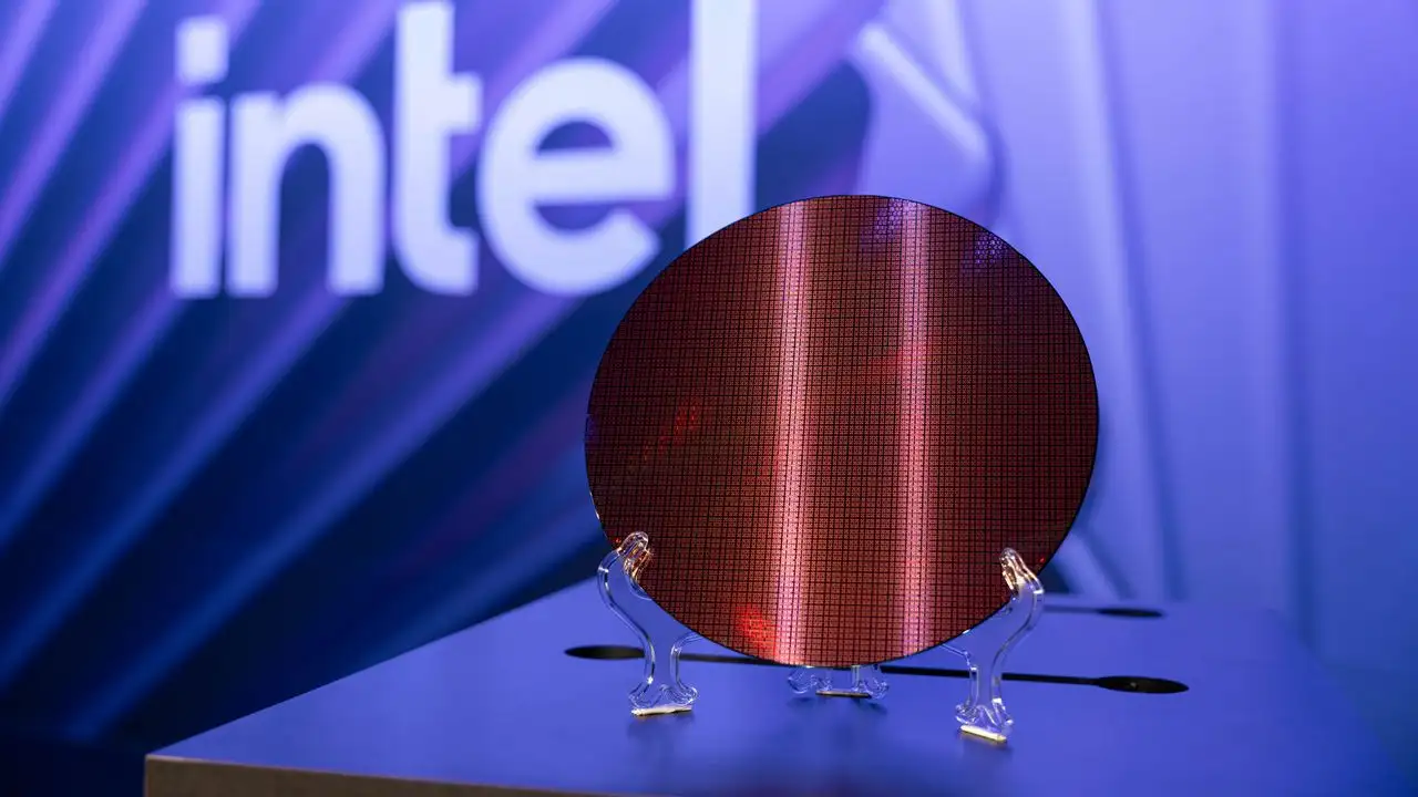 🔥 Intel Panther Lake: انقلابی در پردازنده‌ها؟ 🧐