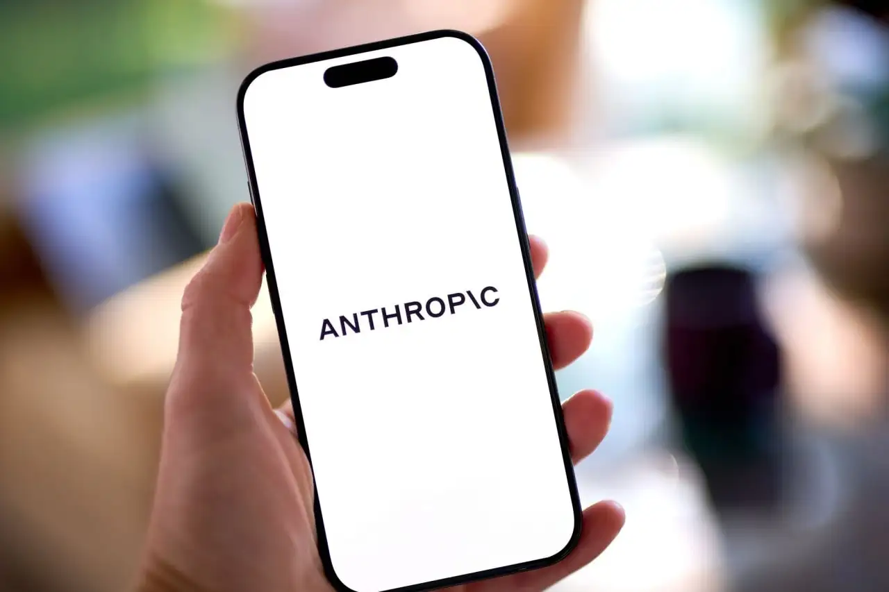 همکاری IBM و Anthropic: ارائه راهحلهای پیشرفته هوش مصنوعی برای مشتریان سازمانی